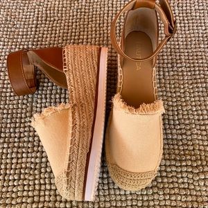 Platform tan ankle strap shoes!